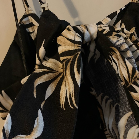 Revamped medium romper/dress with black, white, tan leaf design. Cutout back - Picture 10 of 10